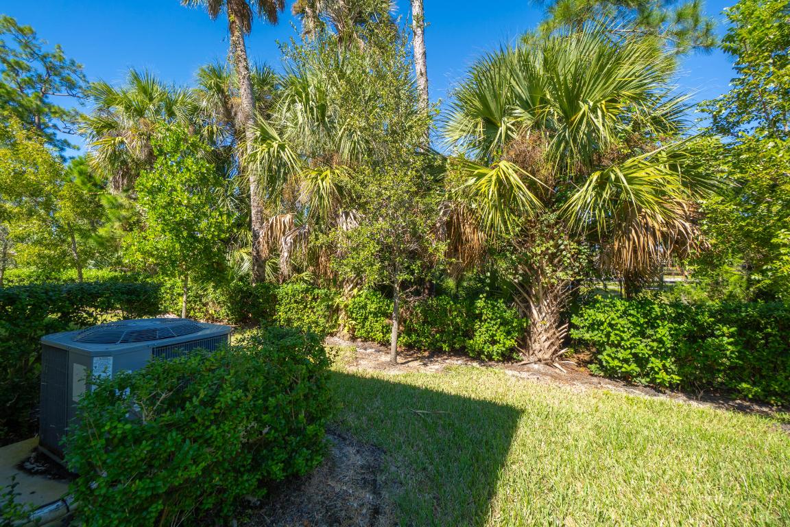 PALM VISTA EVERLANDS - Residential