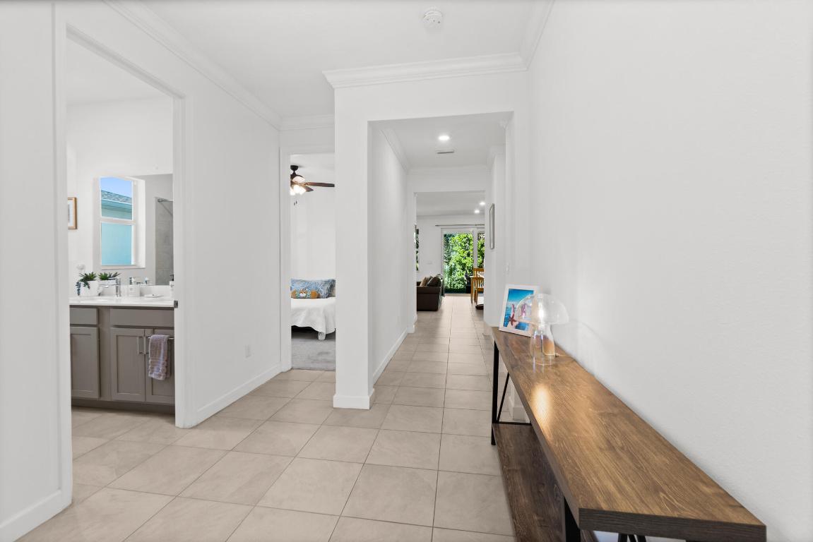 PALM VISTA EVERLANDS - Residential