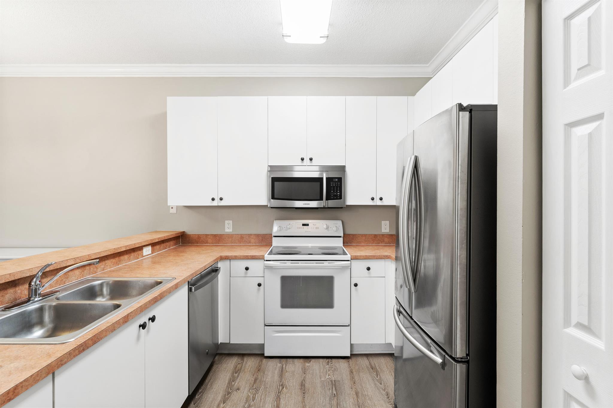 TEQUESTA TRACE CONDO - Residential