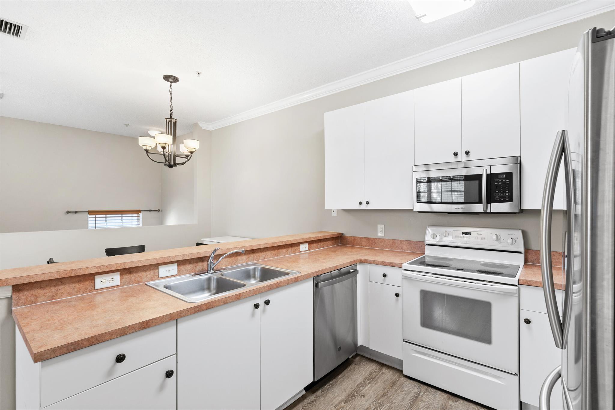 TEQUESTA TRACE CONDO - Residential
