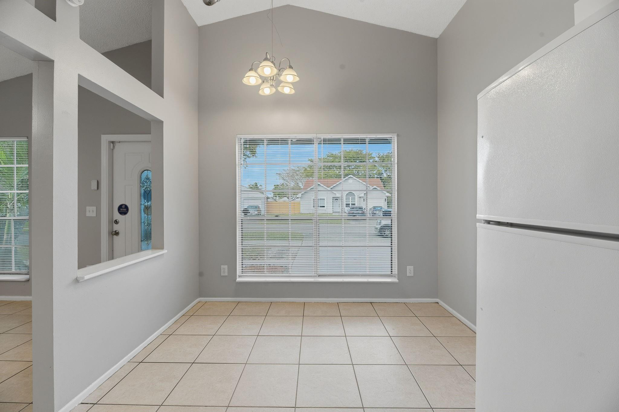 Cinnamon Place 1 121-26 B - Residential