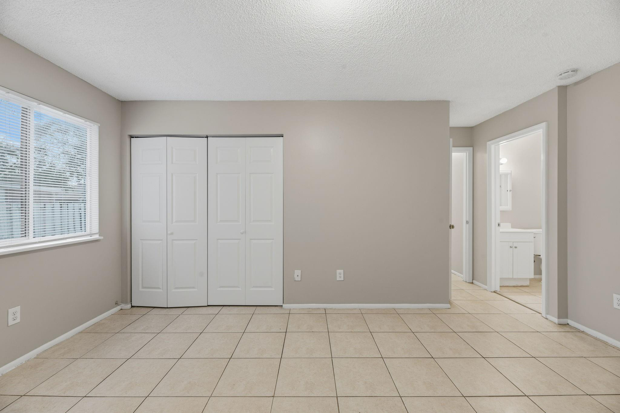 Cinnamon Place 1 121-26 B - Residential