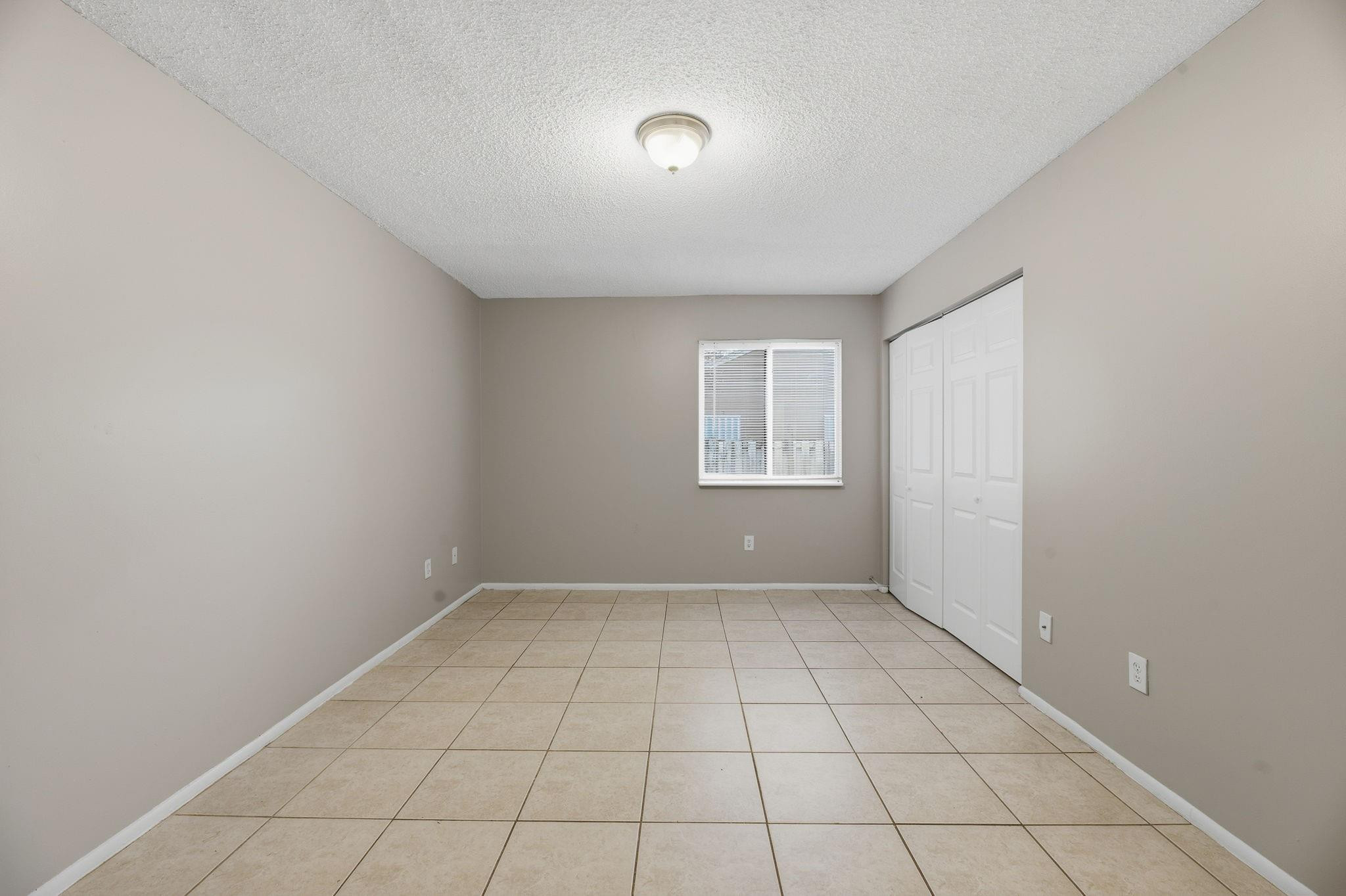 Cinnamon Place 1 121-26 B - Residential