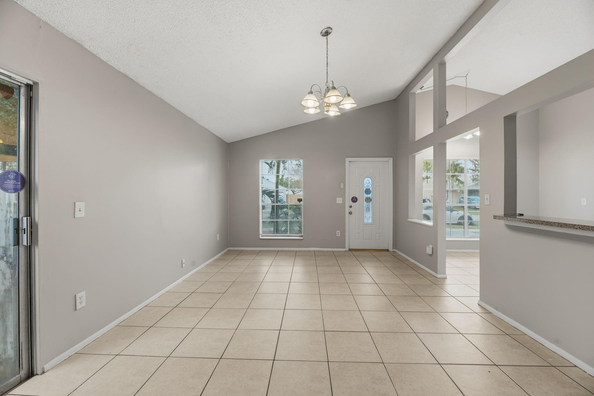 Cinnamon Place 1 121-26 B - Residential