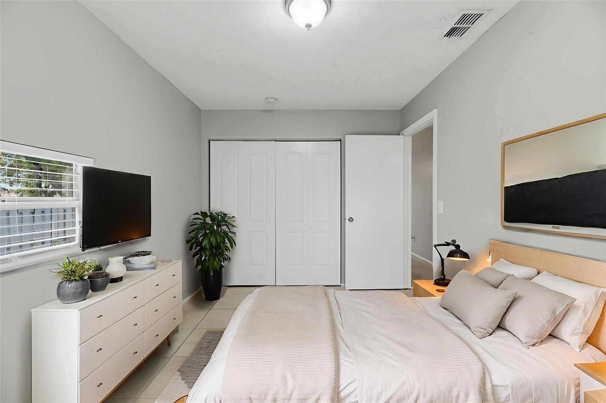 Cinnamon Place 1 121-26 B - Residential