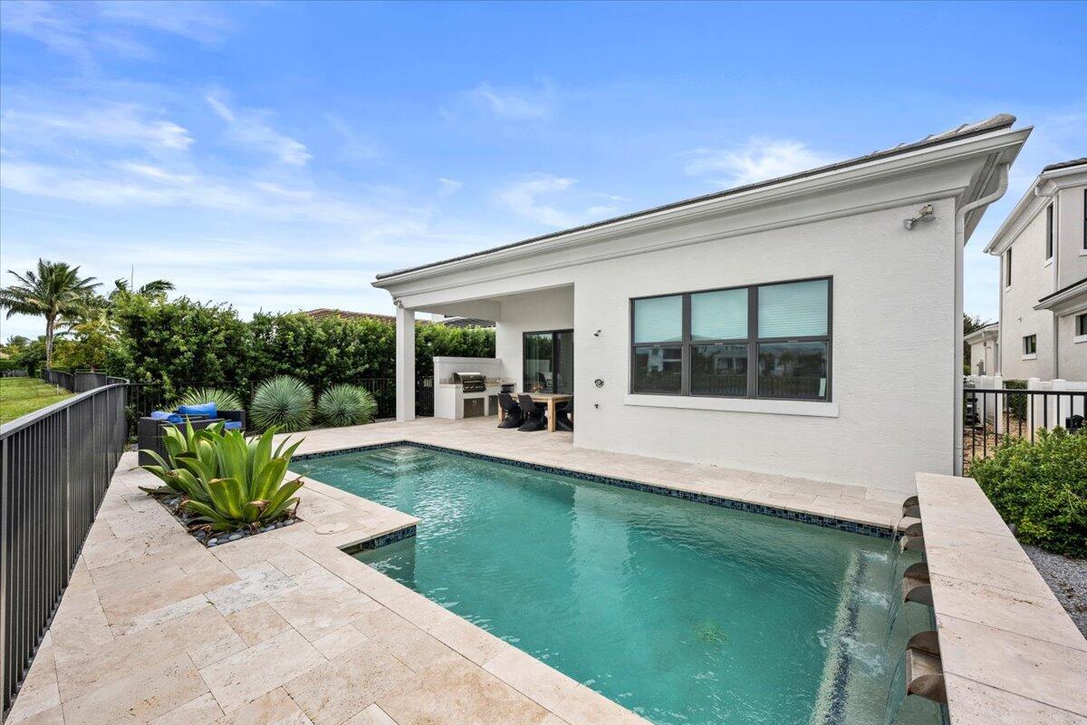 ARTISTRY - Residential Lease