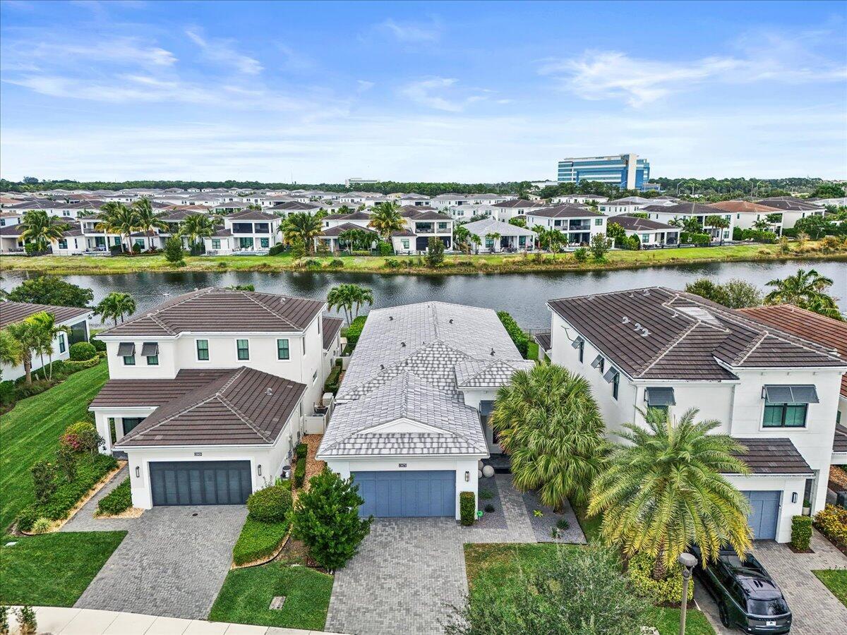 ARTISTRY - Residential Lease