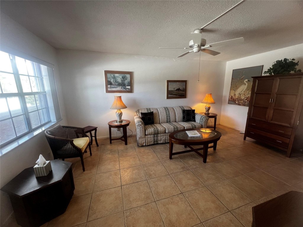 Lighthouse Point Gardens - Residential