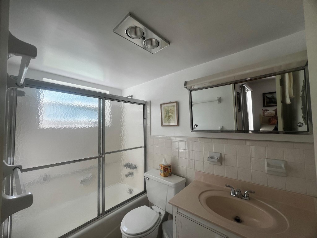 Lighthouse Point Gardens - Residential