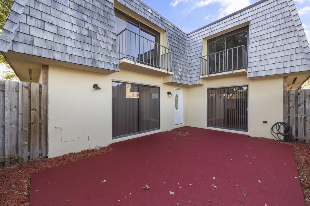 Photo of 276 Arabian Road, Palm Springs, FL 33461 (MLS # R10974867)