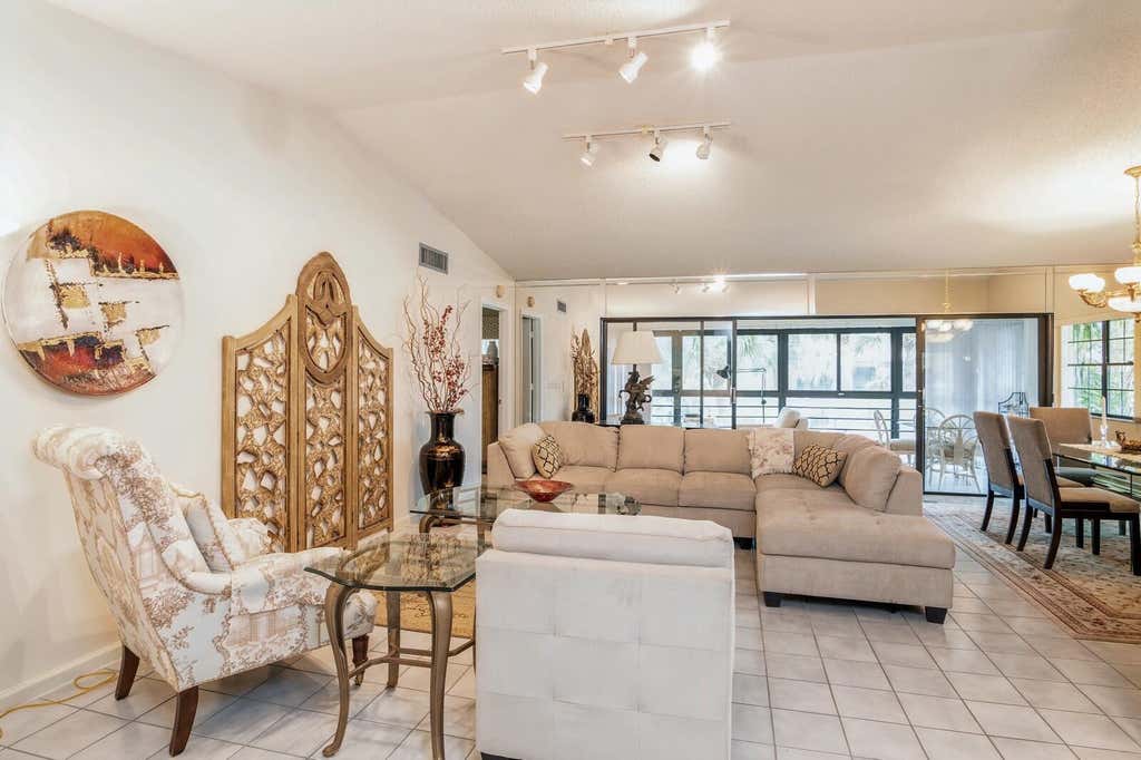 Photo of 11210 Aspen Glen Drive, Boynton Beach, FL 33437 (MLS # R10948685)