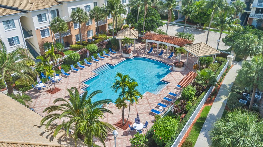 Photo of 8101 Myrtlewood Circle W, Palm Beach Gardens, FL 33418 (MLS # R10980276)