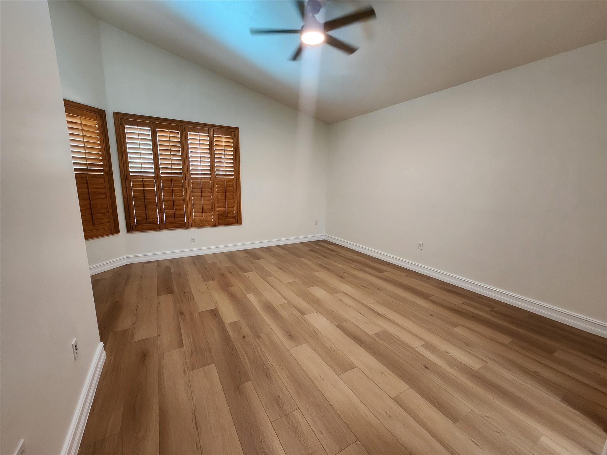 Sunset Lakes One 164-34 B - Residential Lease