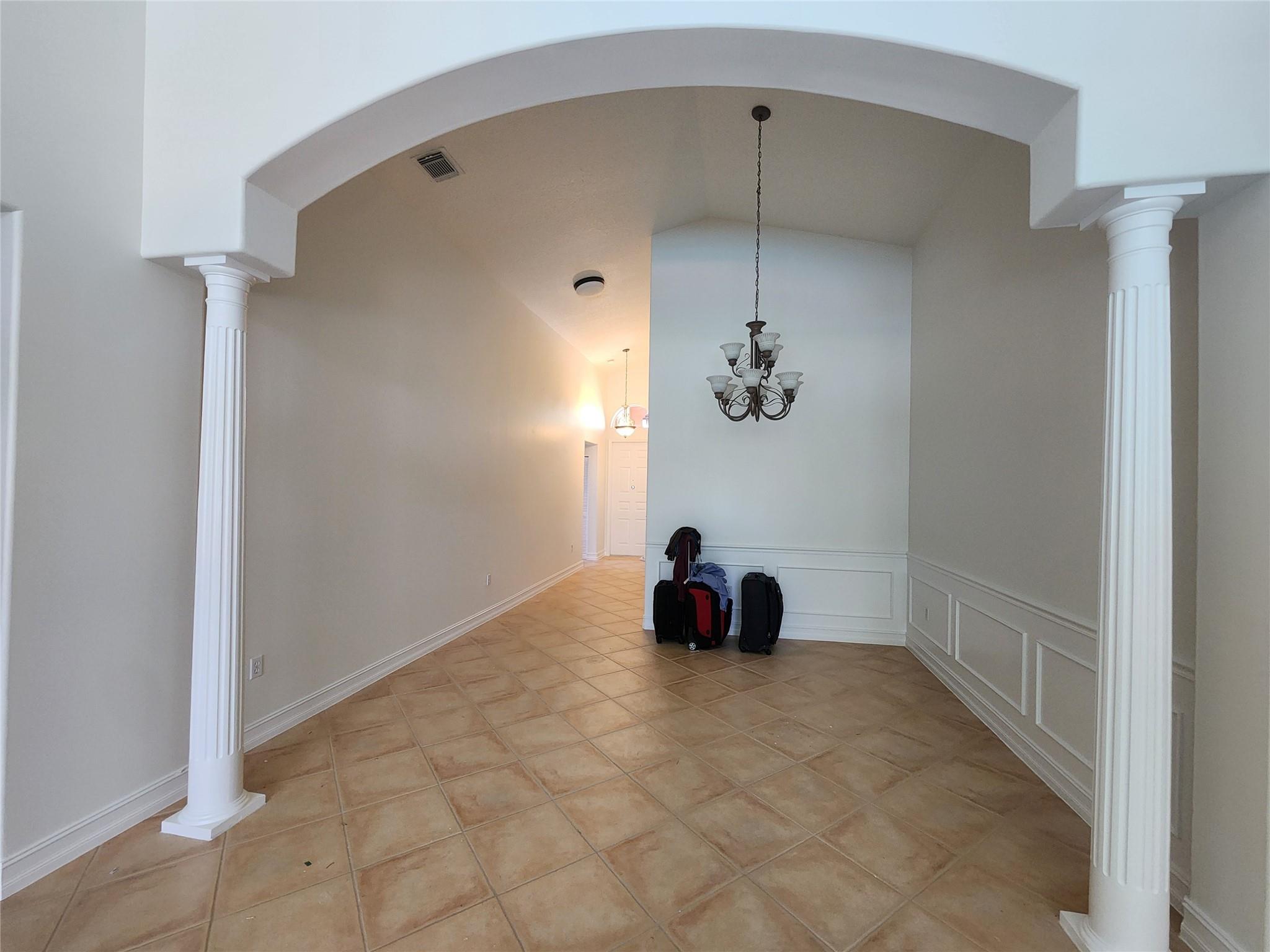 Sunset Lakes One 164-34 B - Residential Lease