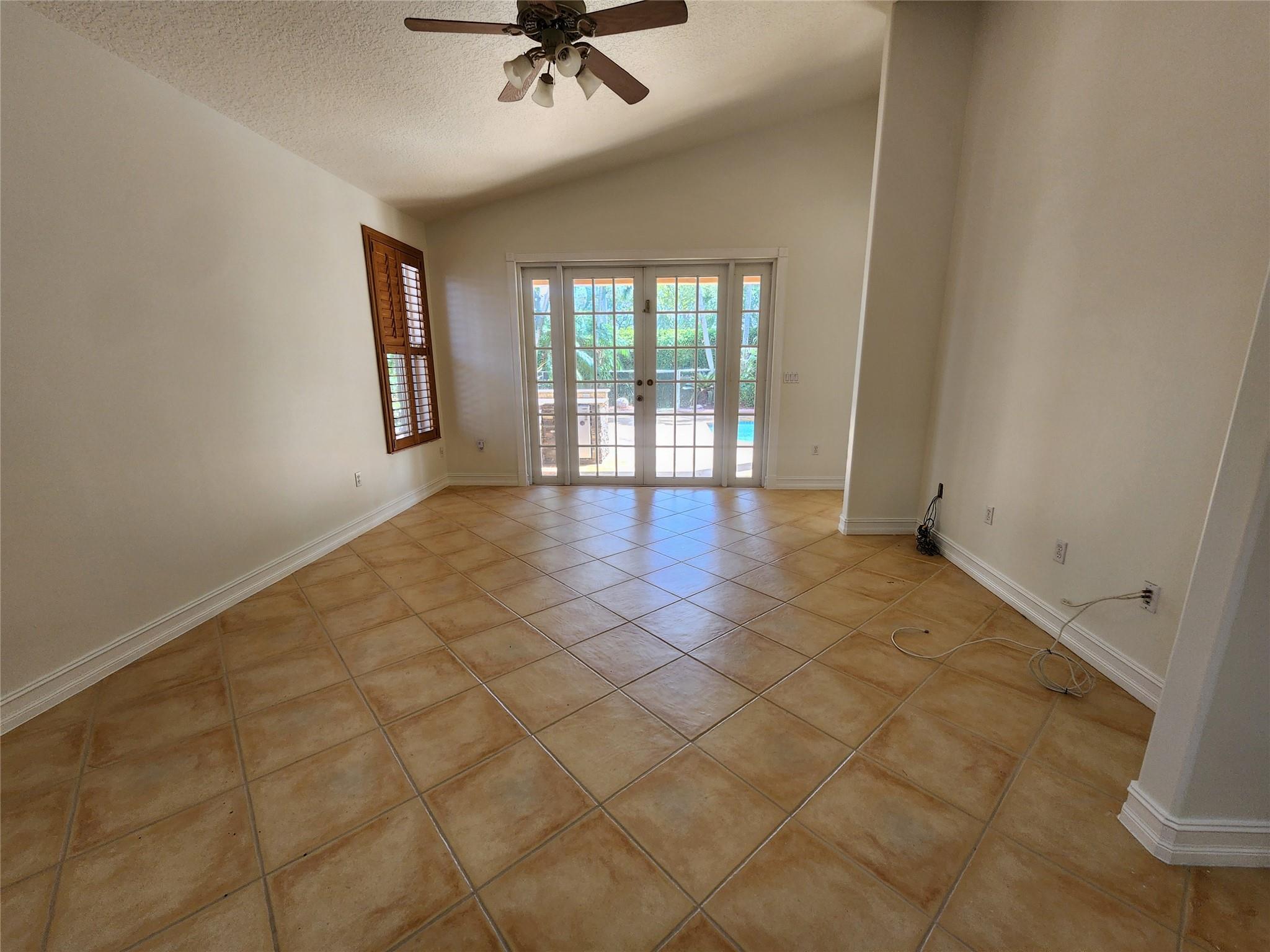 Sunset Lakes One 164-34 B - Residential Lease