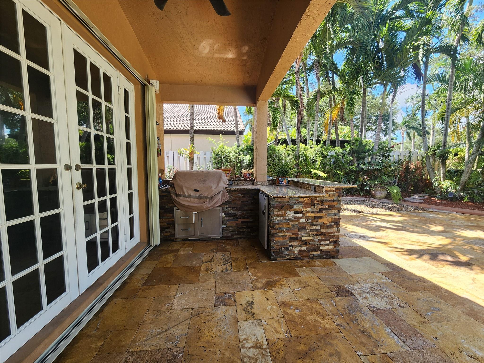 Sunset Lakes One 164-34 B - Residential Lease