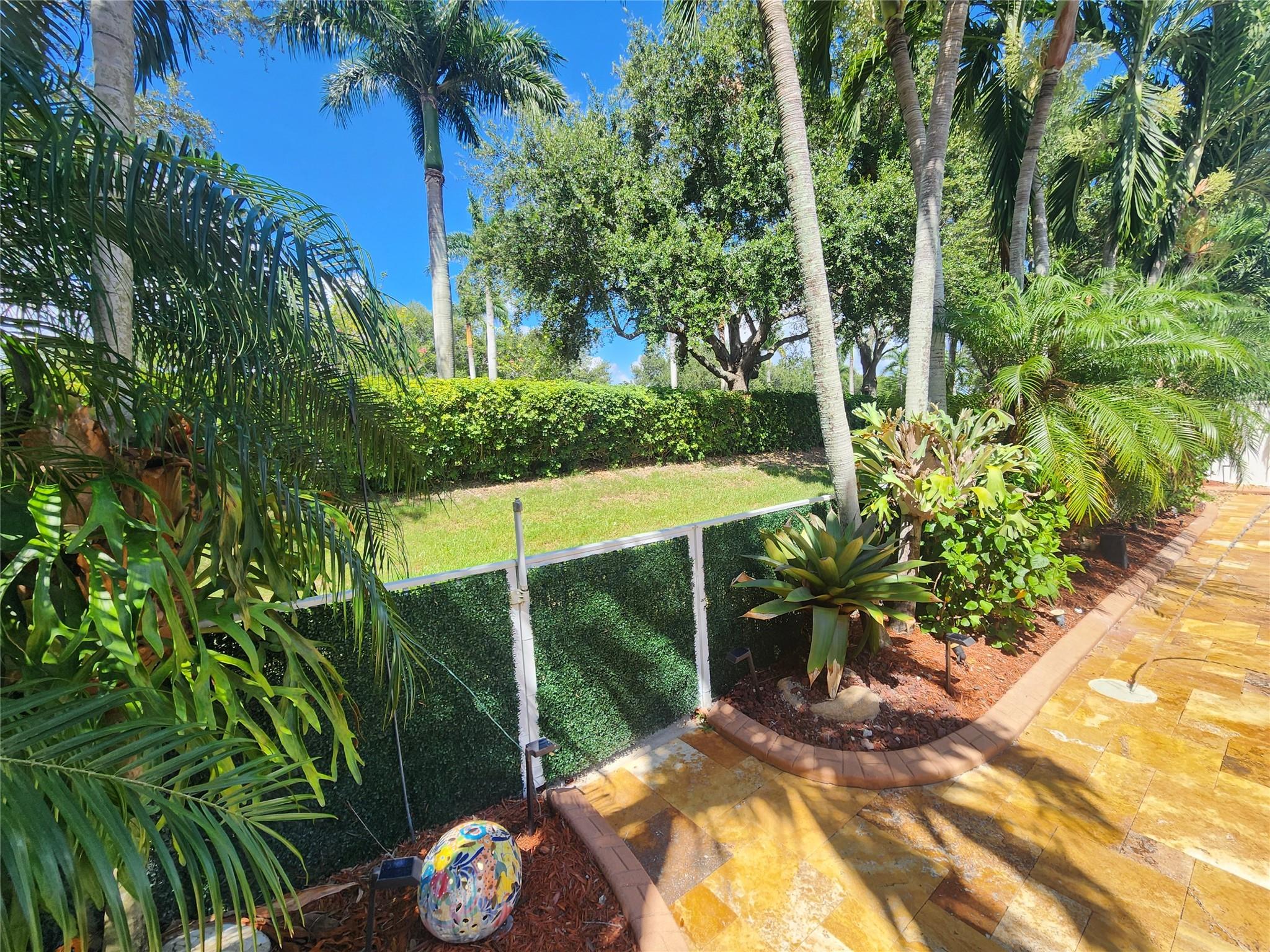 Sunset Lakes One 164-34 B - Residential Lease