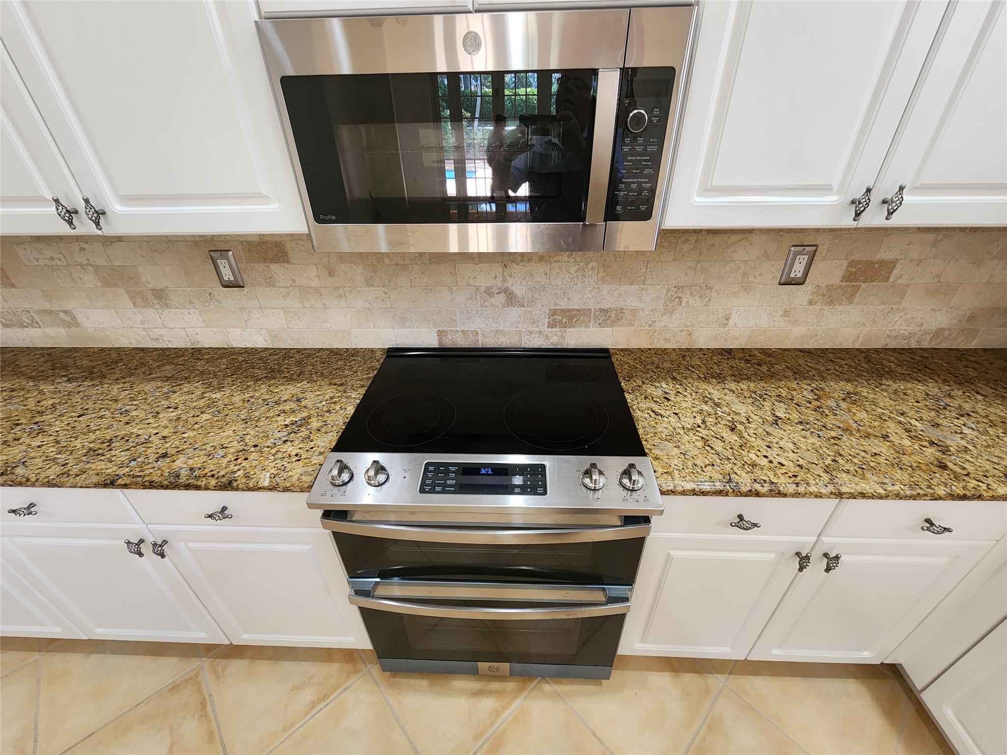 Sunset Lakes One 164-34 B - Residential Lease