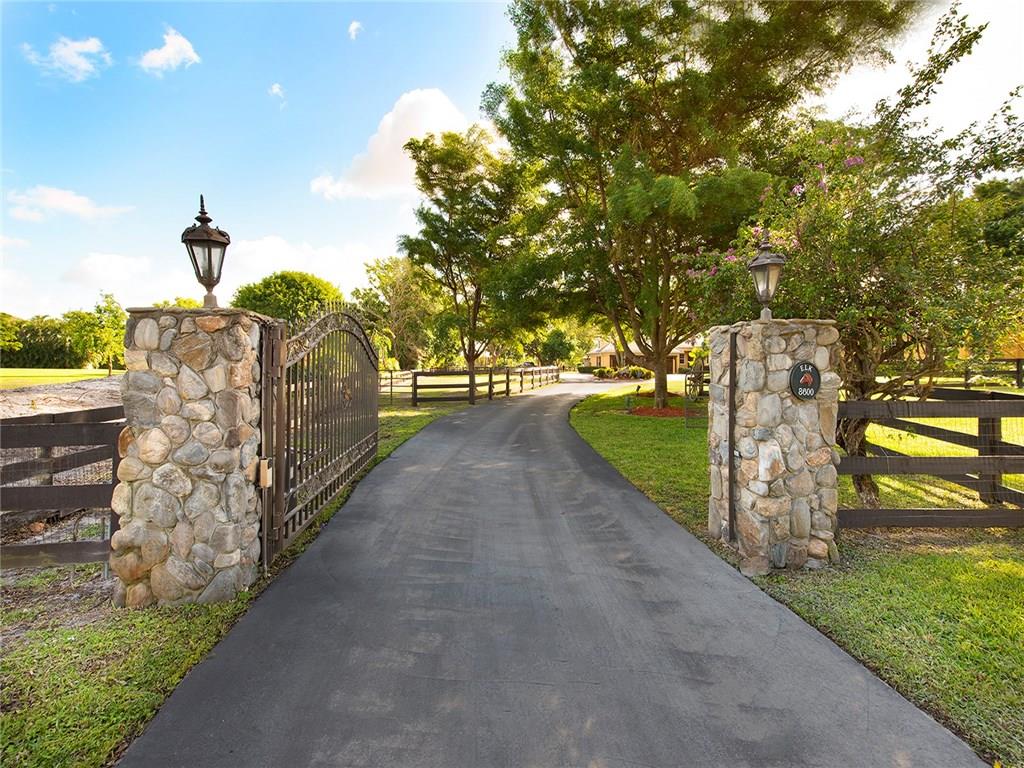 Horseshoe Acres - Residential