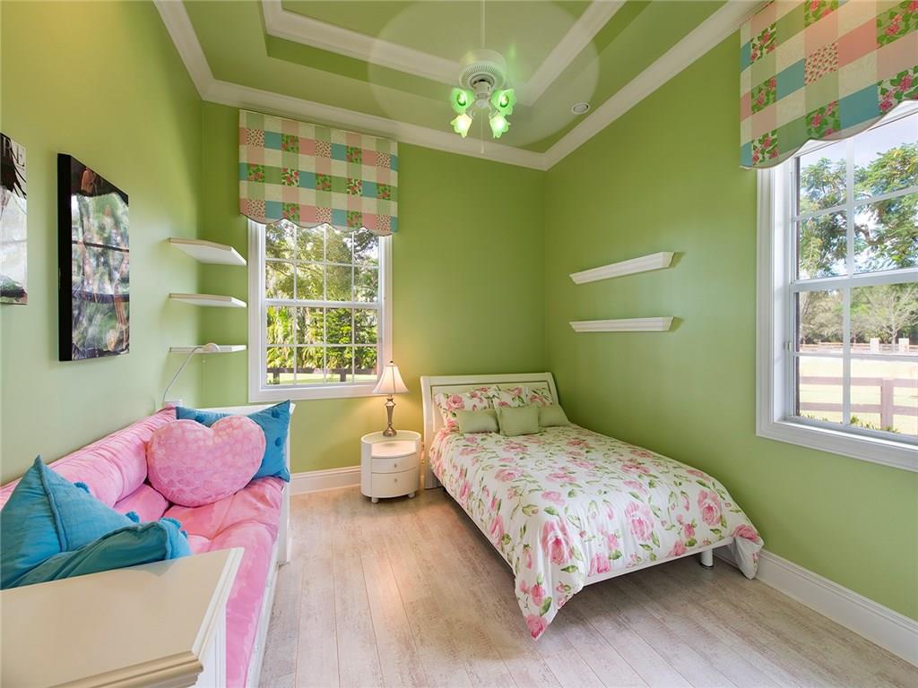 Horseshoe Acres - Residential