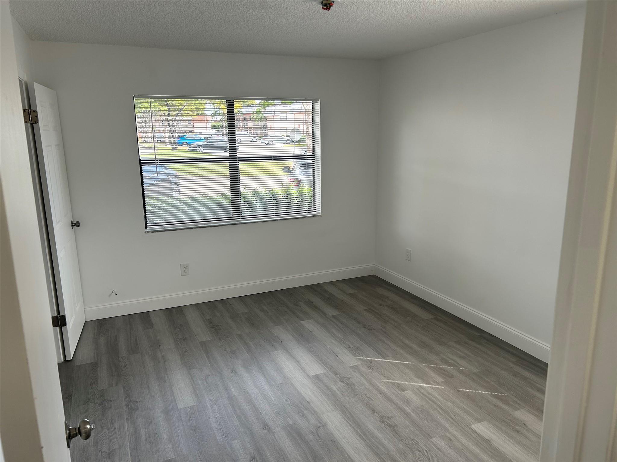 MONTERAY - Residential