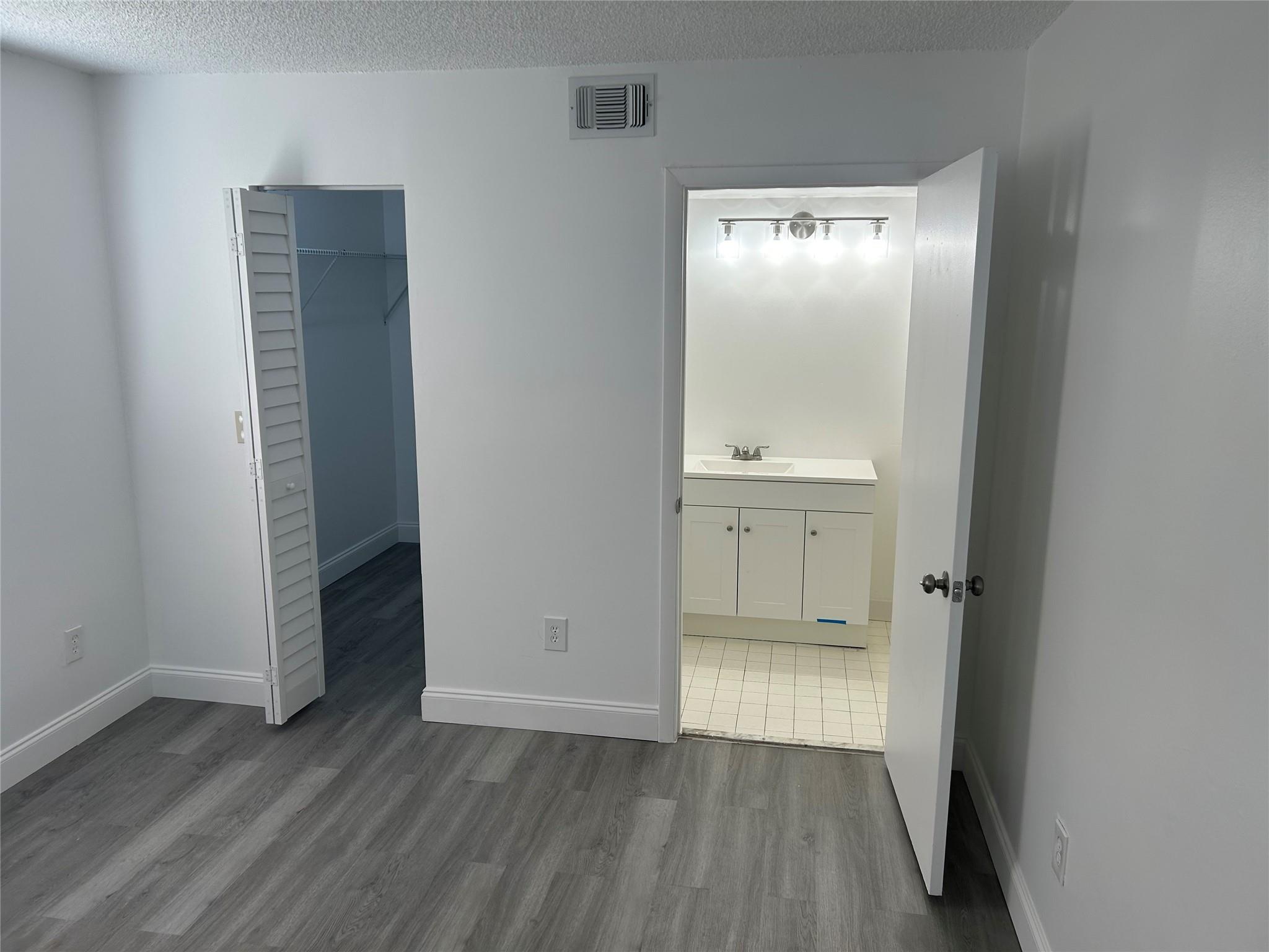 MONTERAY - Residential