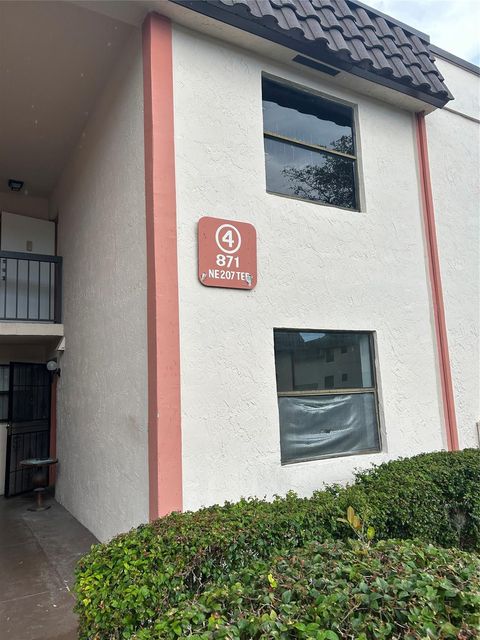 871 NE 207th Ter 102 Miami FL 33179