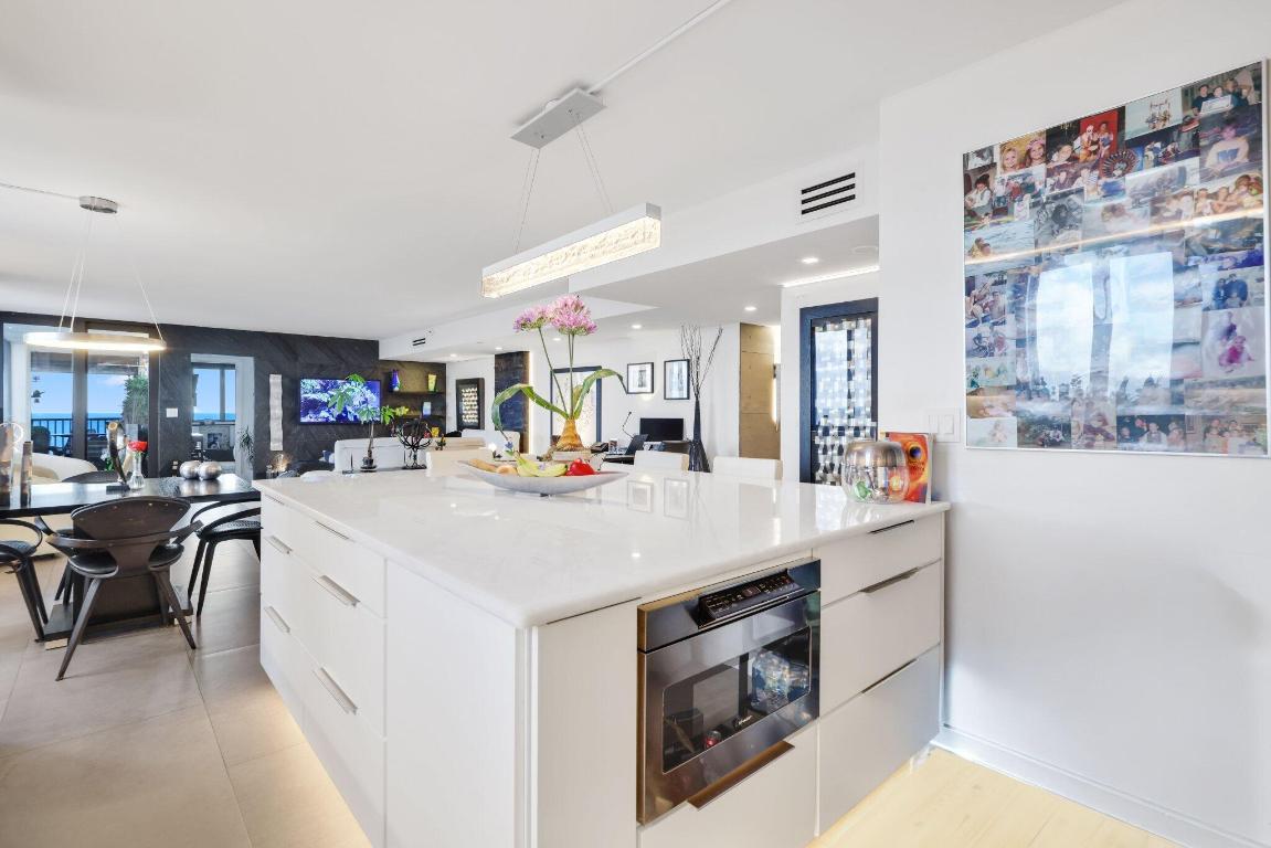 CORONADO AT HIGHLAND BEACH CONDO - Residential