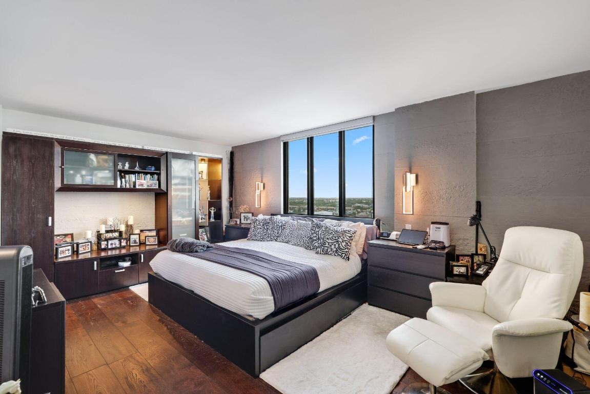 CORONADO AT HIGHLAND BEACH CONDO - Residential