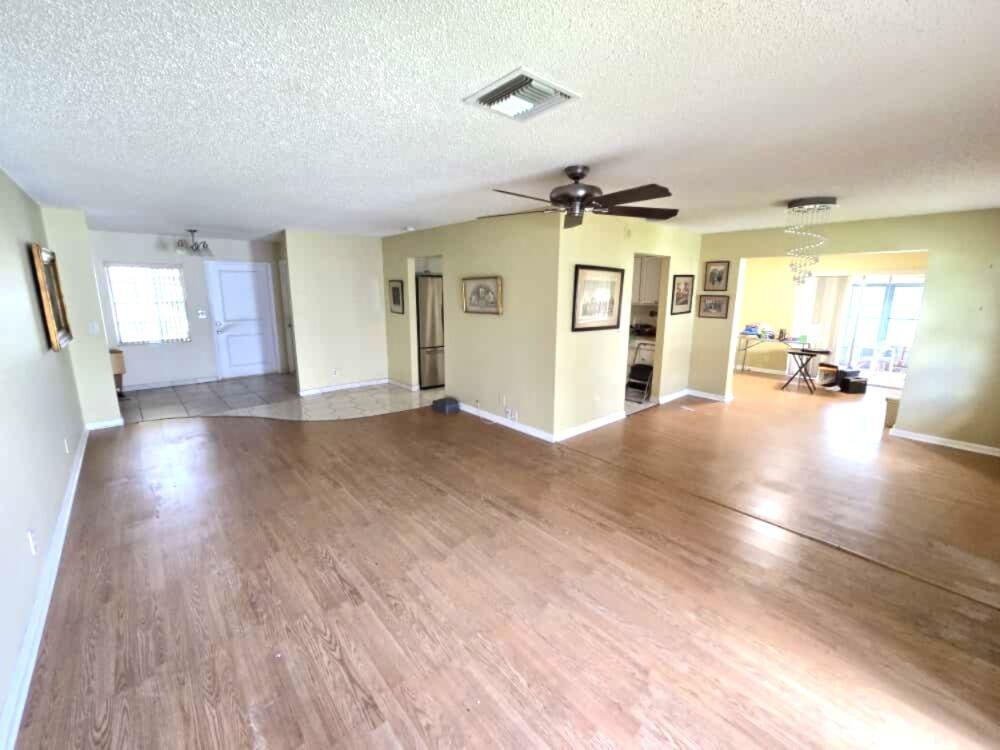 6045 Stanley Lane