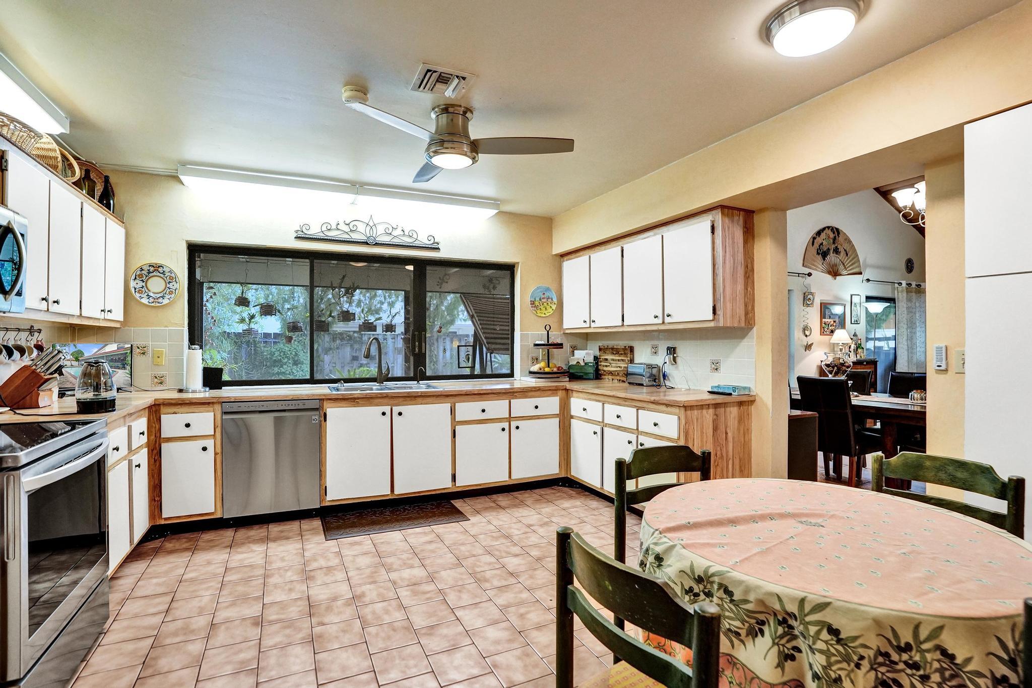 BOULEVARD WOODS NORTH - Residential