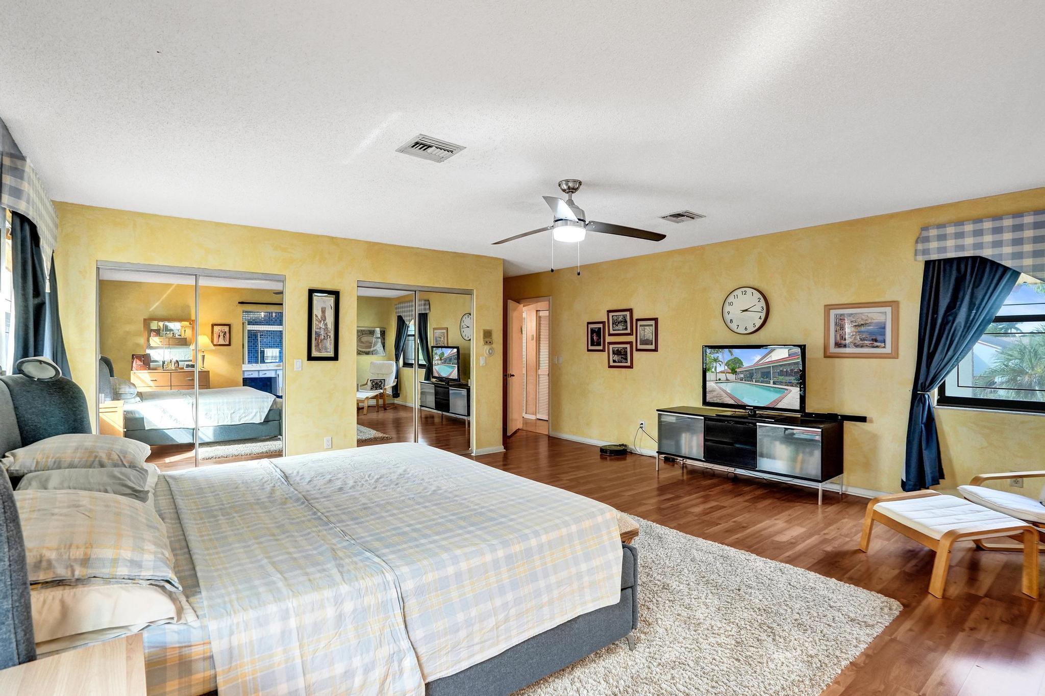 BOULEVARD WOODS NORTH - Residential