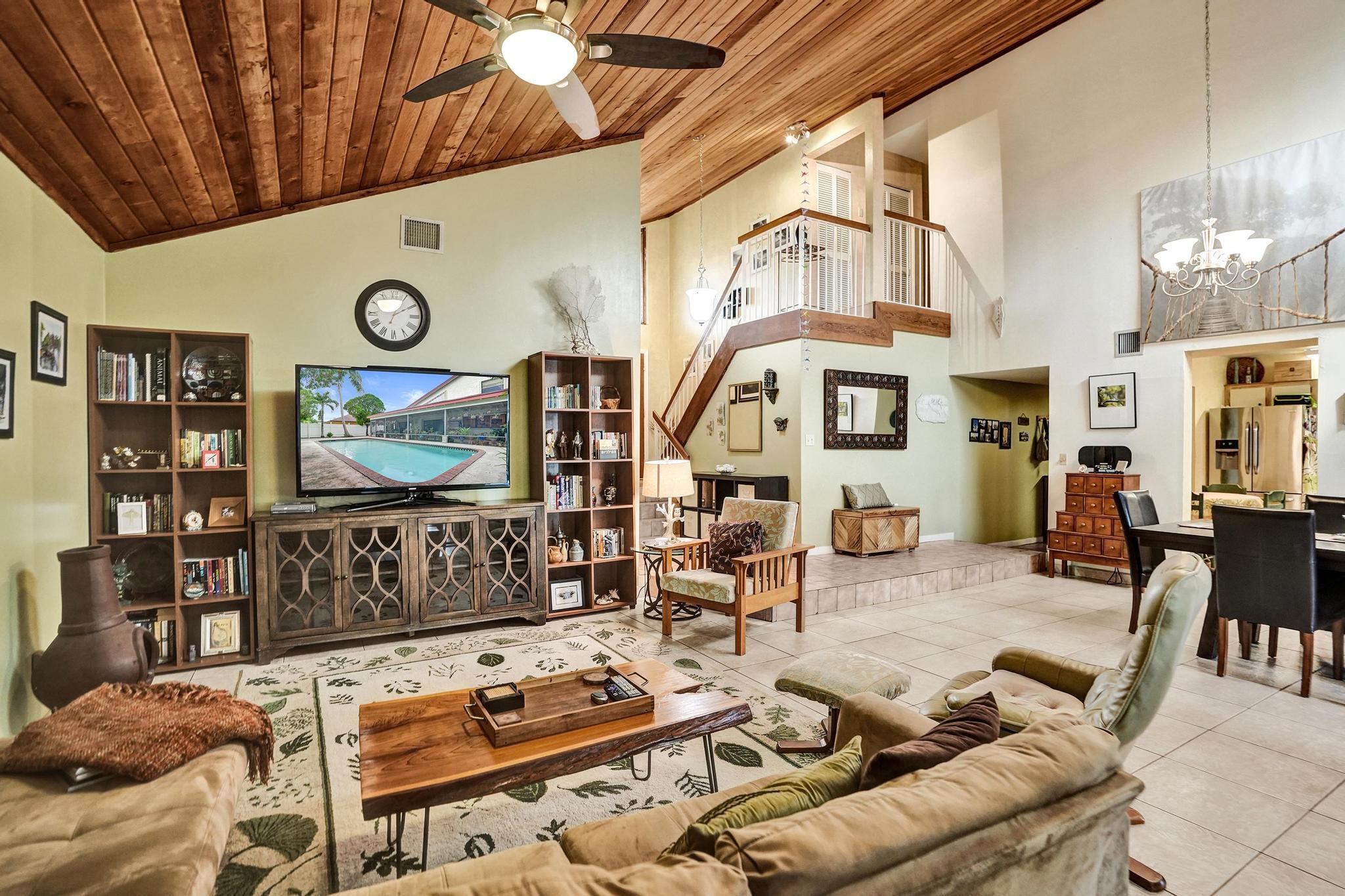 BOULEVARD WOODS NORTH - Residential