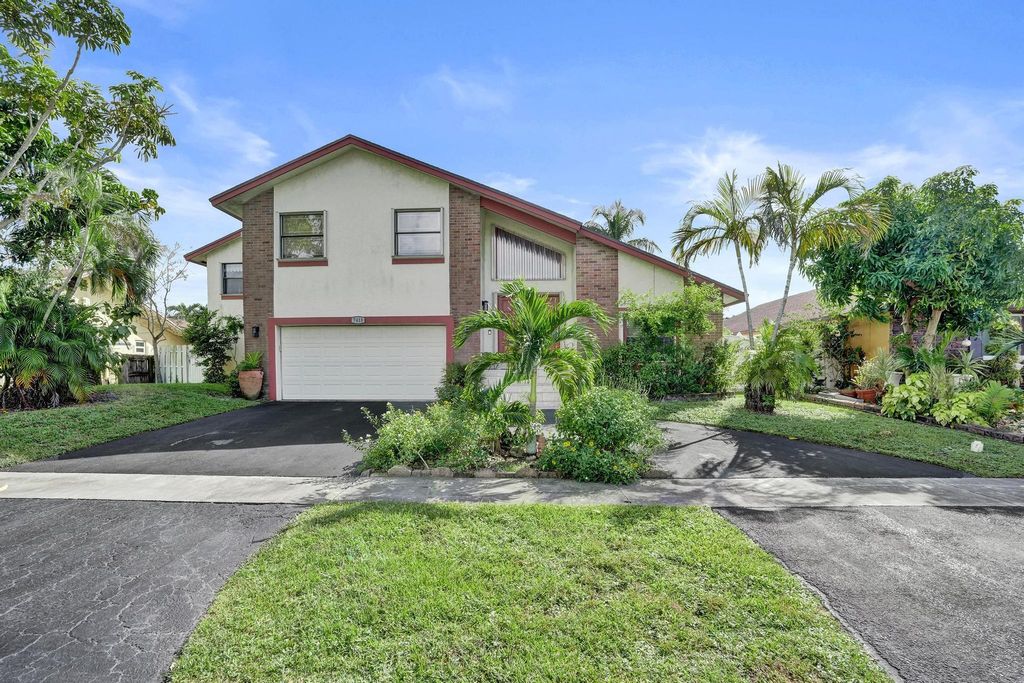 Photo of 7418 NW 49th Street, Lauderhill, FL 33319 (MLS # B26011408)