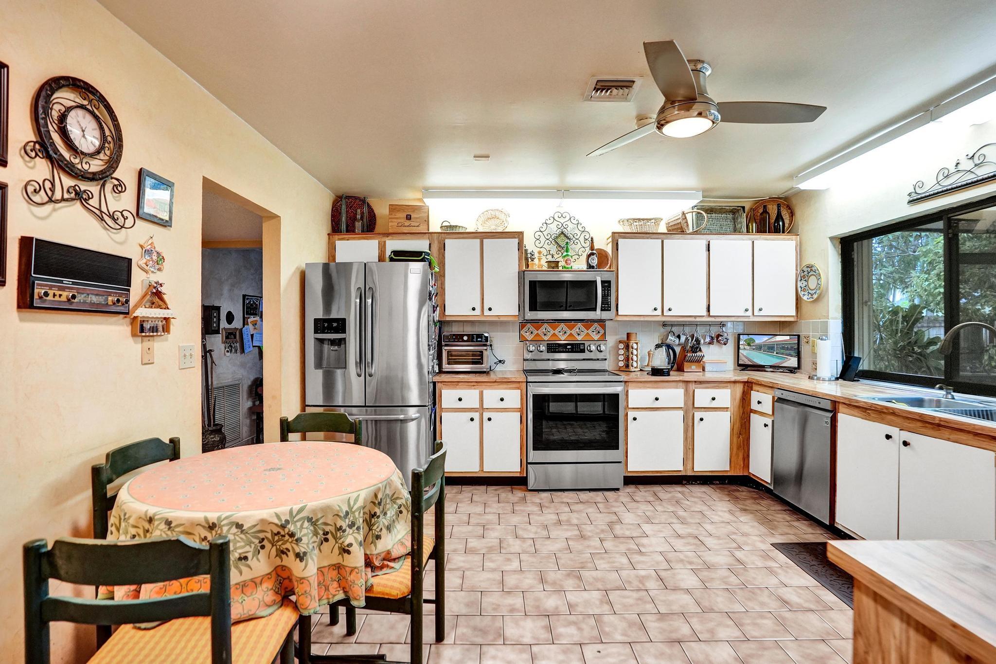 BOULEVARD WOODS NORTH - Residential