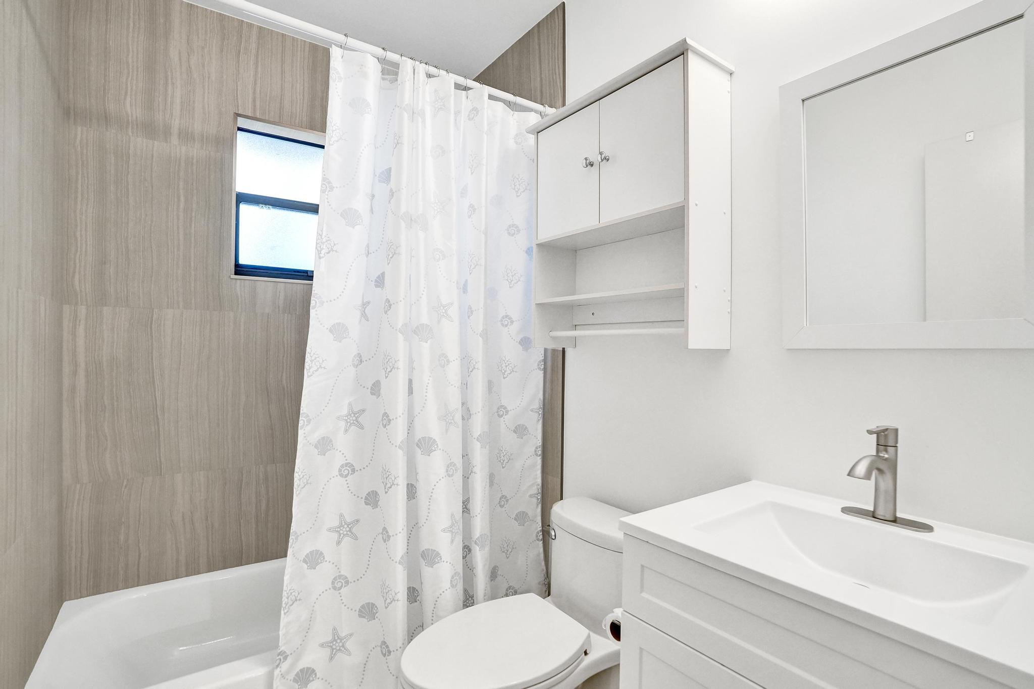 BOULEVARD WOODS NORTH - Residential