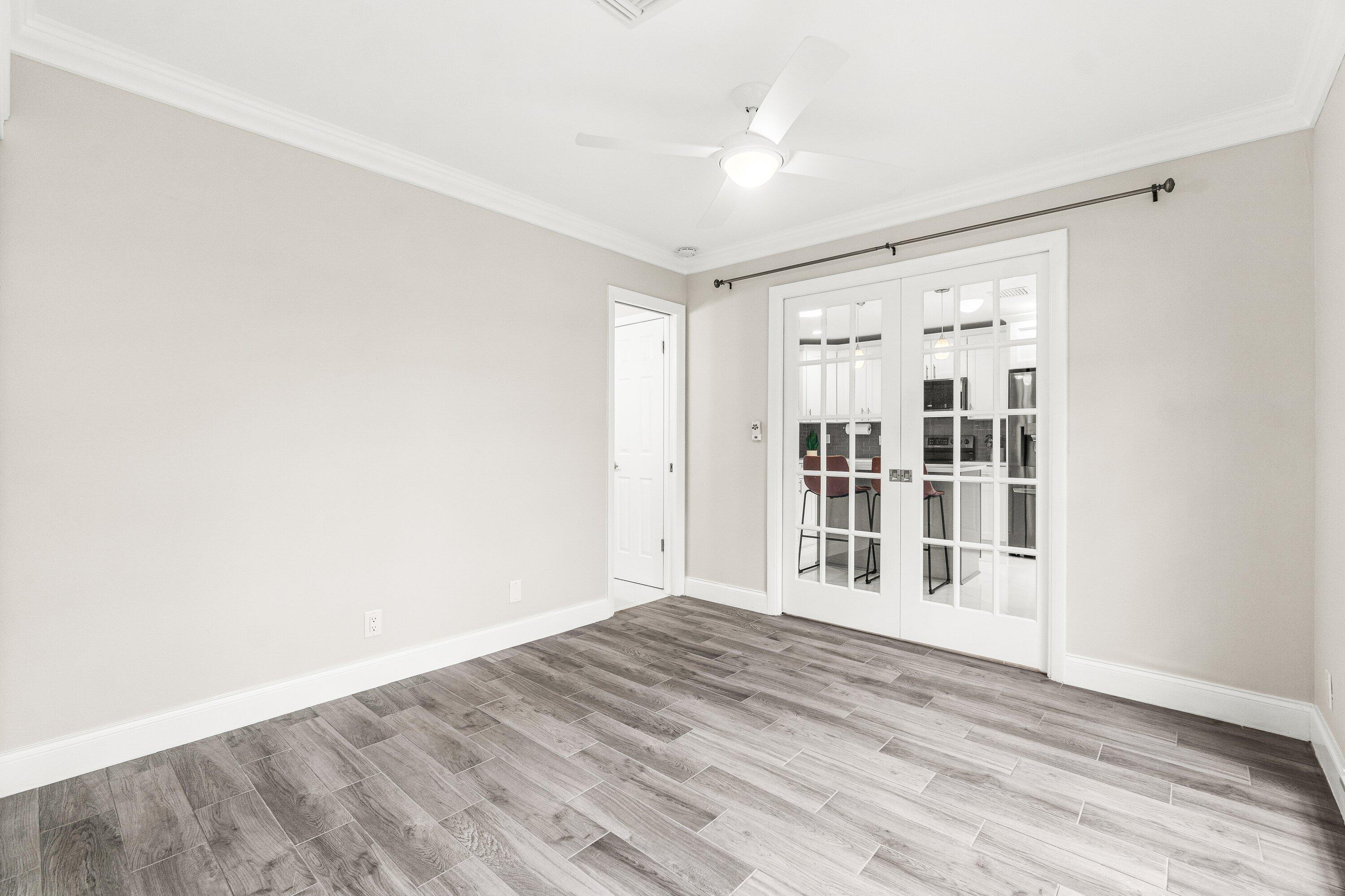 PALM GREENS AT VILLA DEL RAY CONDO II - Residential