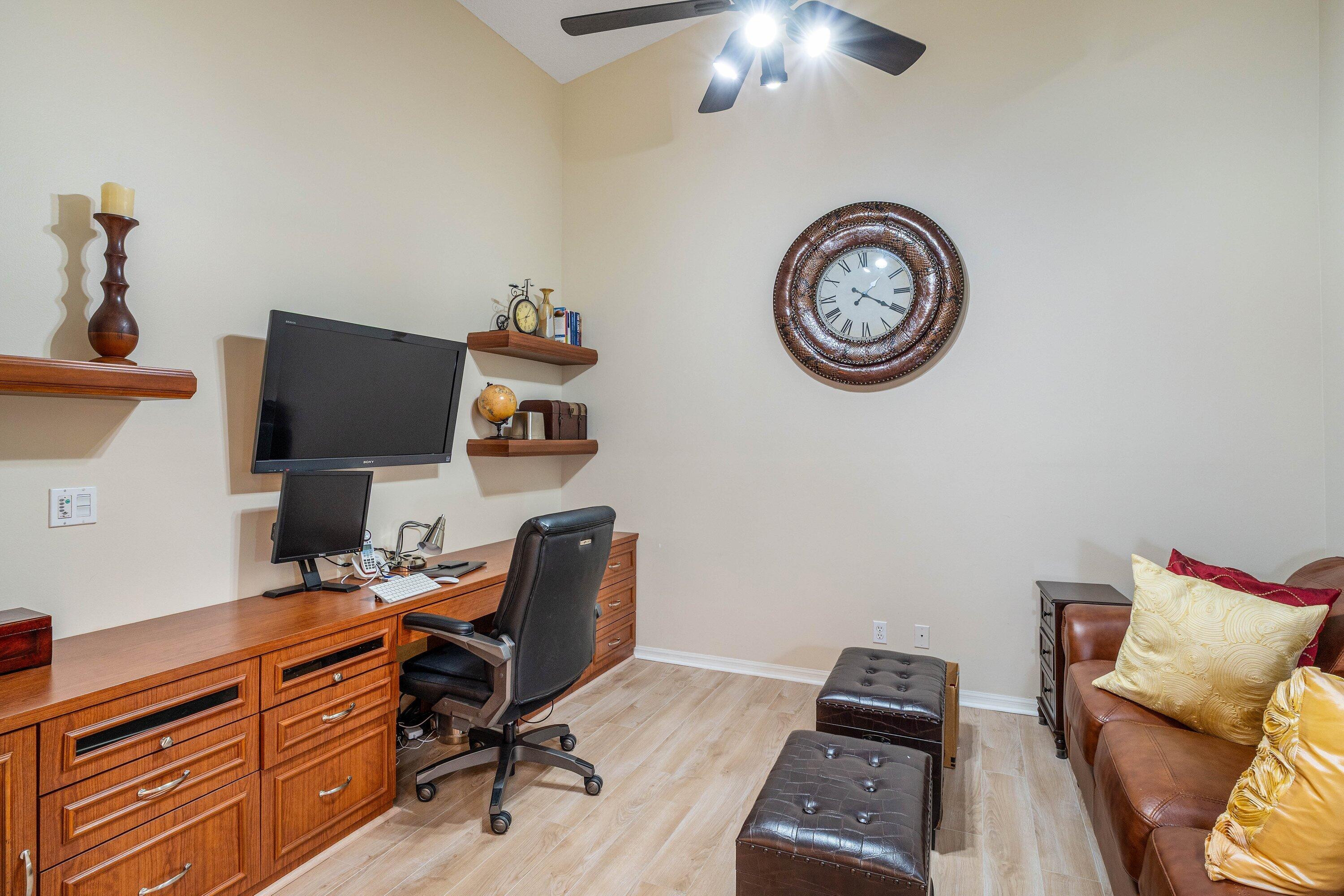 VENETIAN ISLES - Residential