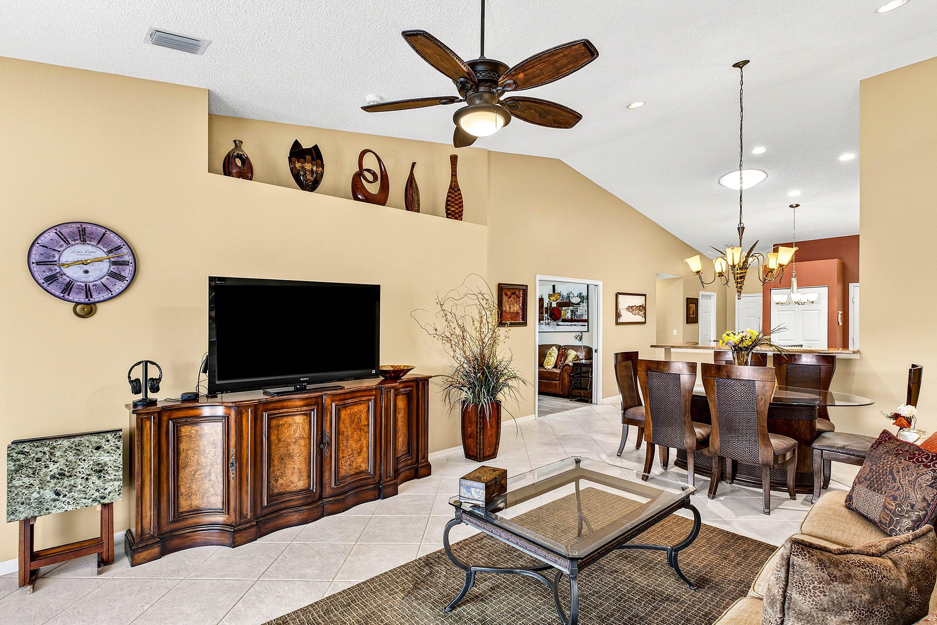 VENETIAN ISLES - Residential