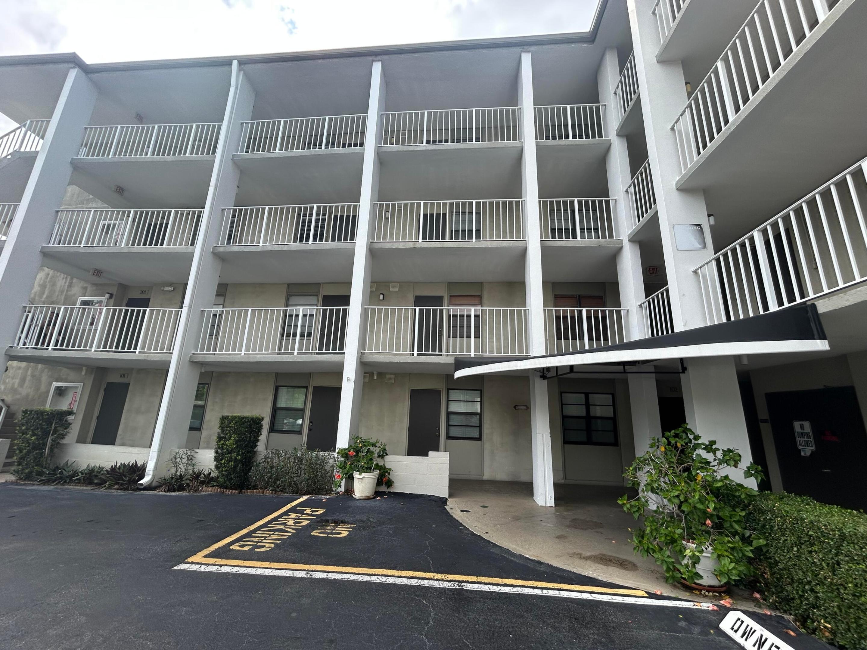 501 SW 11th Place 402-a