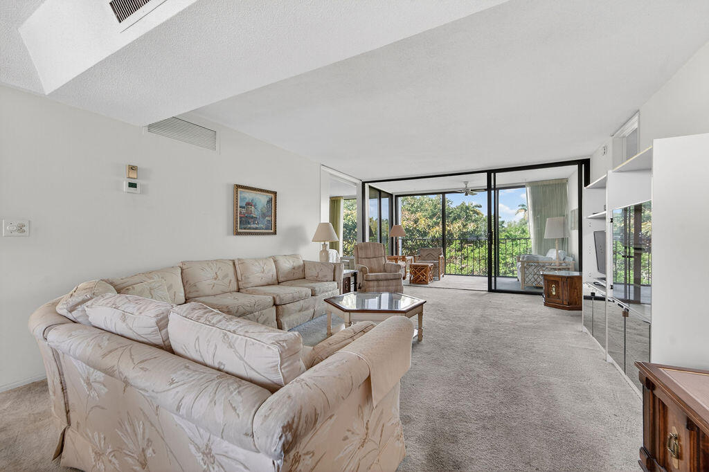 501 SW 11th Place 402-a