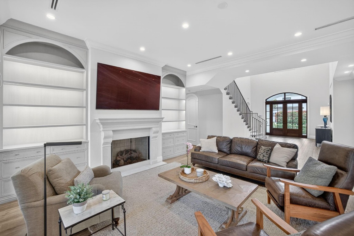 GOULD ISLAND - Residential