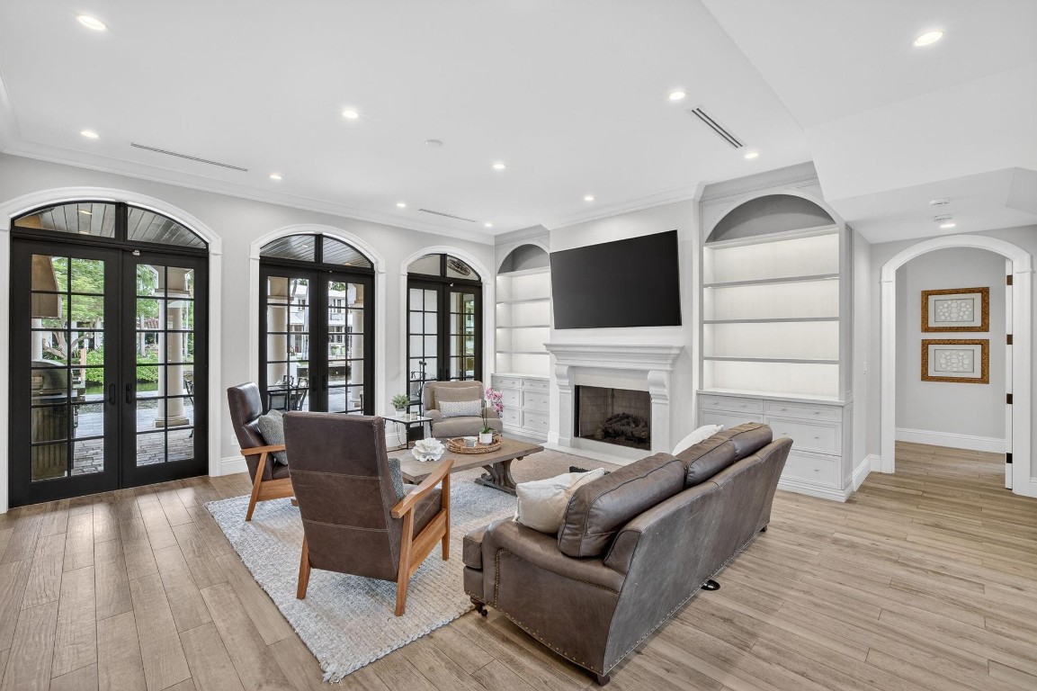 GOULD ISLAND - Residential