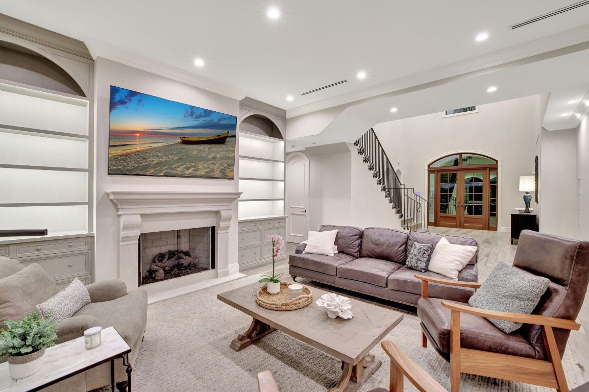 GOULD ISLAND - Residential