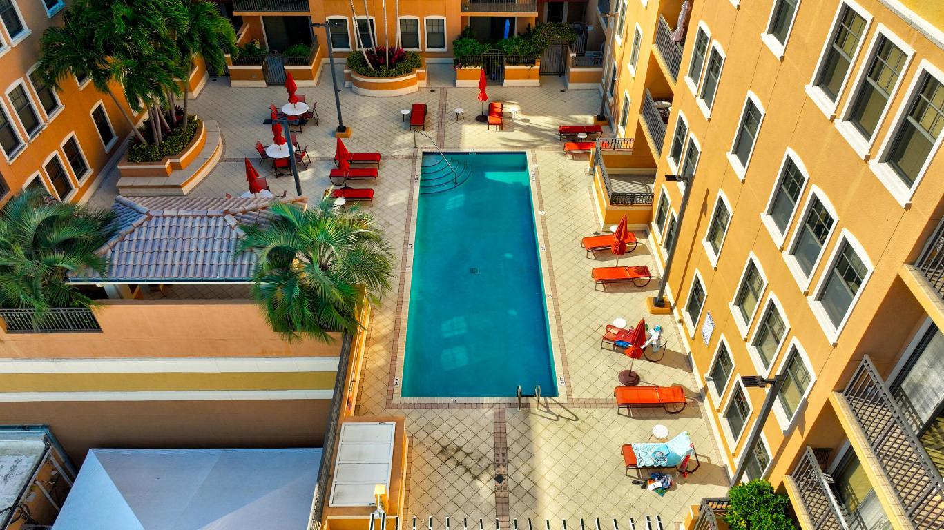 LUCERNE CONDO - Residential