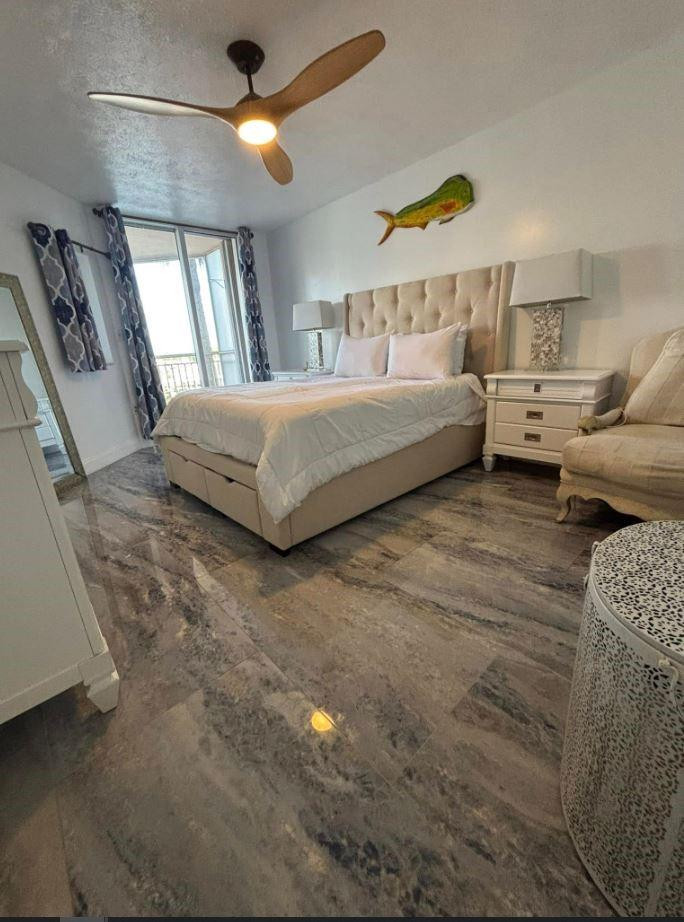 OCEAN HARBOUR TOWER CONDO - Residential