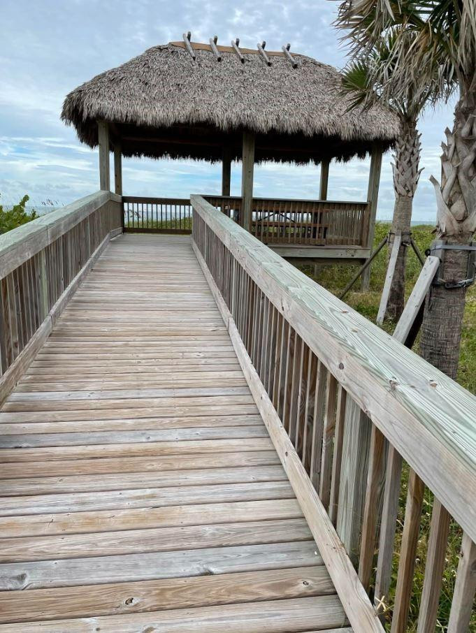 OCEAN HARBOUR TOWER CONDO - Residential