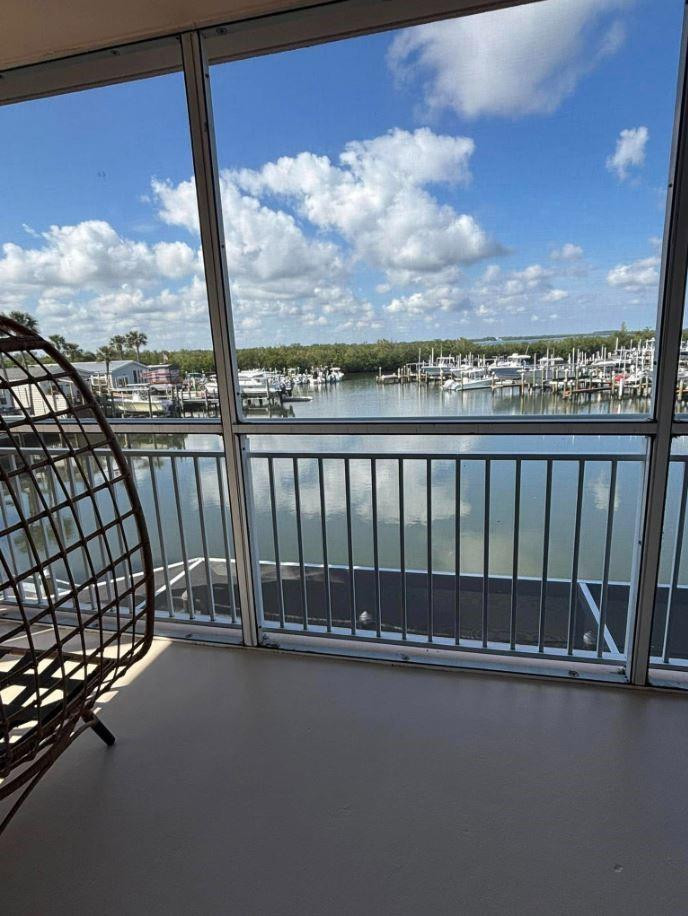 OCEAN HARBOUR TOWER CONDO - Residential