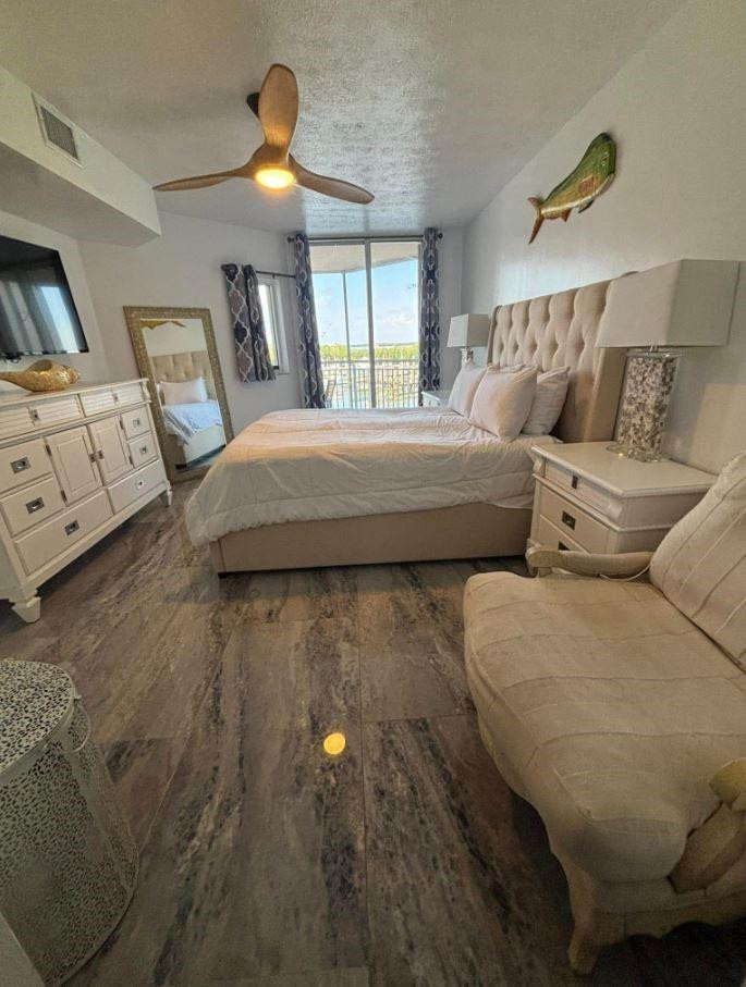 OCEAN HARBOUR TOWER CONDO - Residential