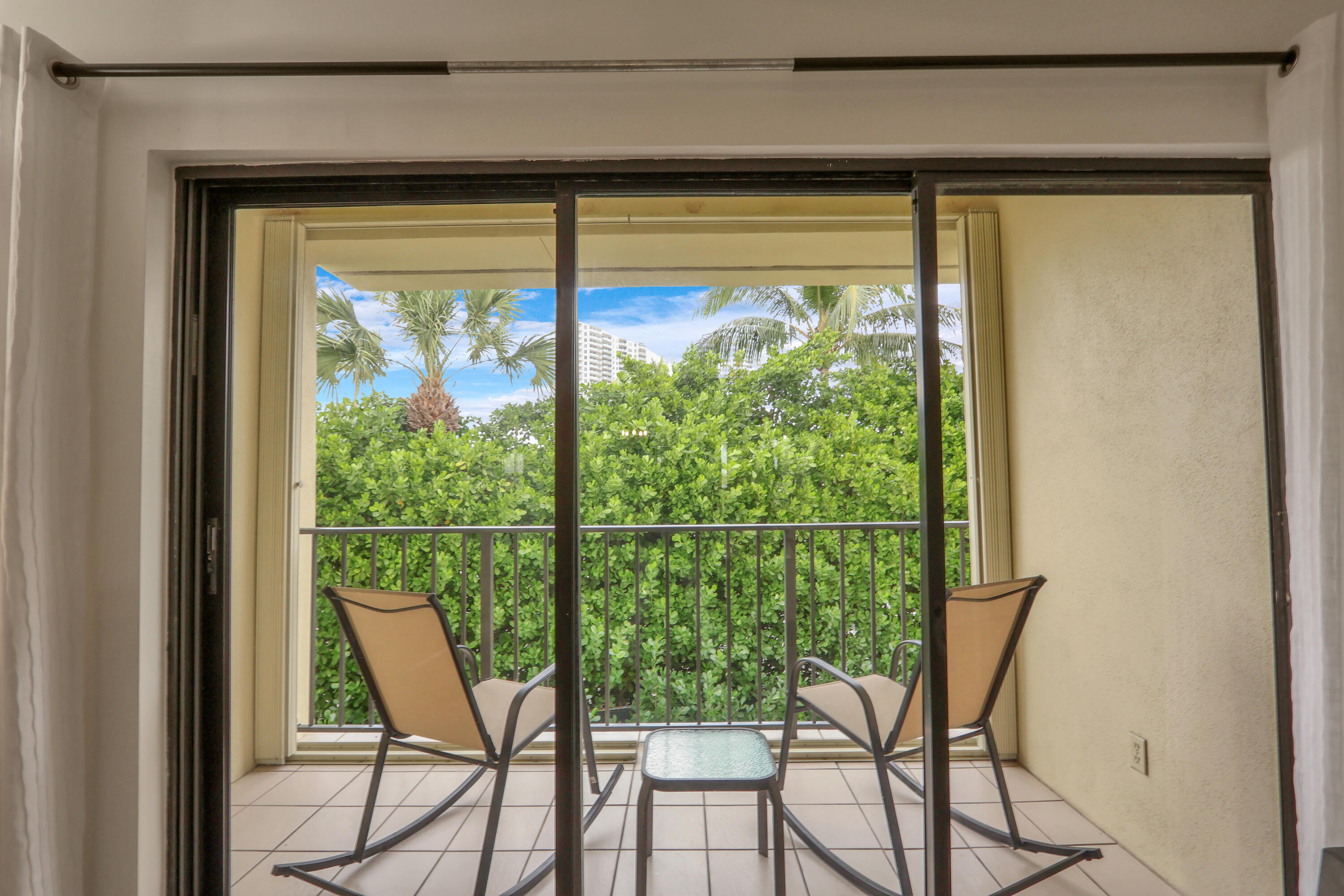 OCEAN VIEW CONDO - Residential